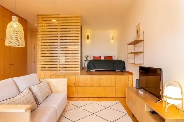 Stüdyo, Balkon, Nehir Manzaralı (1st Floor Back)