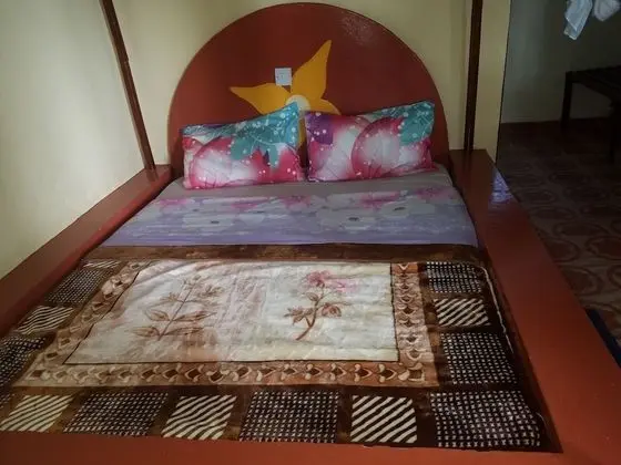 Basic Tek Büyük Yataklı Oda, 1 Büyük (Queen) Boy Yatak