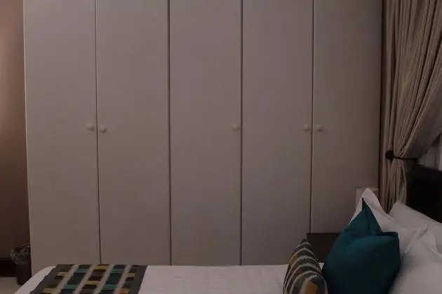 Classic Tek Büyük Yataklı Oda