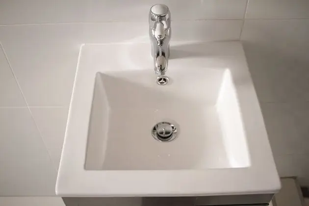 Classic Tek Büyük Yataklı Oda