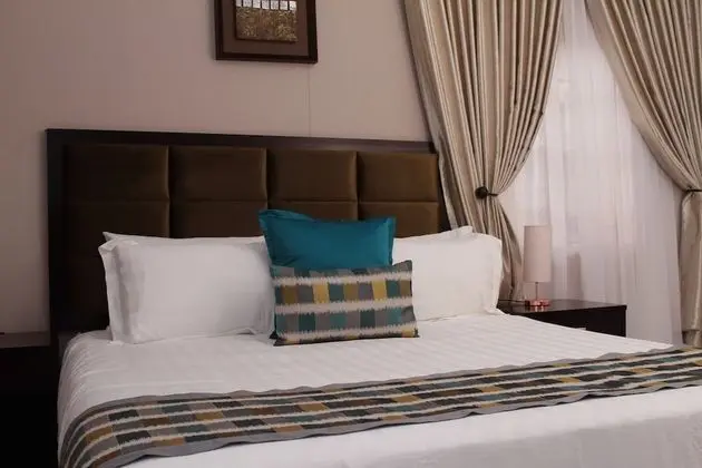 Comfort Tek Büyük Yataklı Oda