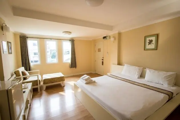 Deluxe Tek Büyük Yataklı Oda