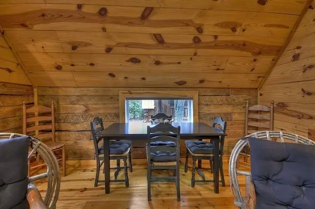 Kulübe (Triple Treat- Rustic Cabin near Blue )