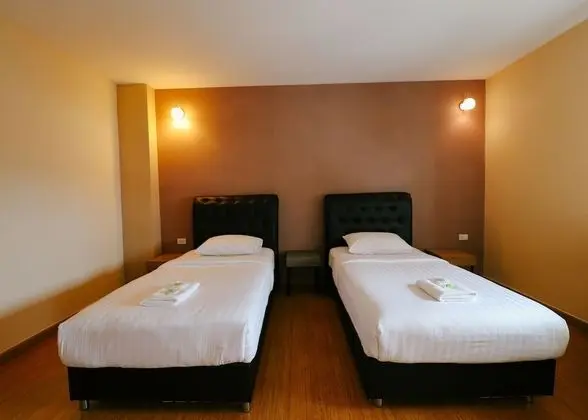 Senior Tek Büyük veya İki Ayrı Yataklı Oda