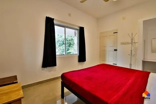 Standard Oda, 1 Yatak Odası, Sigara İçilmez, Avlu Manzaralı