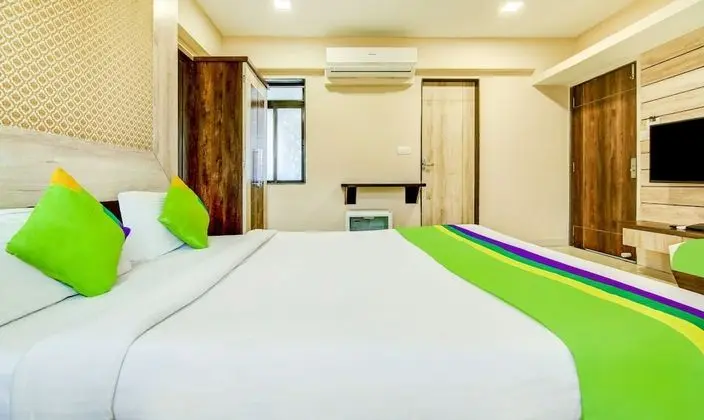 Deluxe Tek Büyük Yataklı Oda, 1 Çift Kişilik Yatak, Sigara İçilmez, Executive Katı
