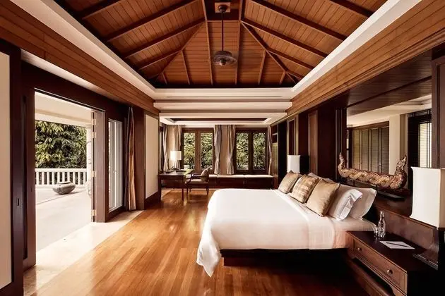 Ocean Front Pool Villa