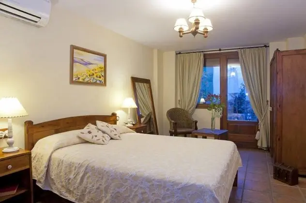 Romantic Tek Büyük Yataklı Oda