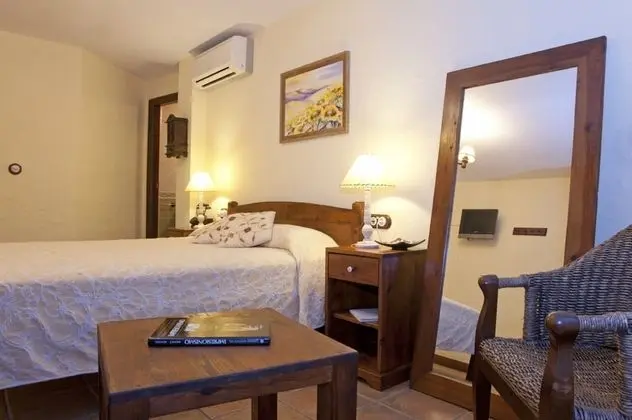 Romantic Tek Büyük Yataklı Oda