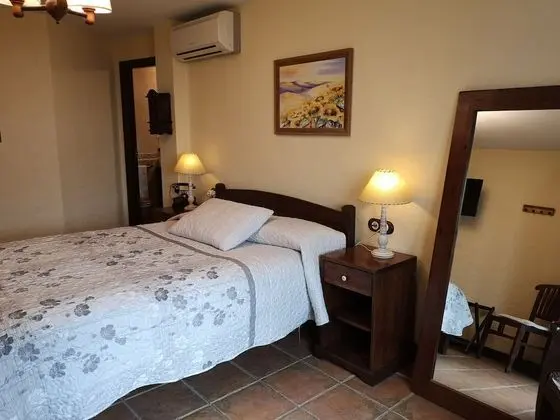 Romantic Tek Büyük Yataklı Oda