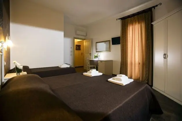 Deluxe Dört Kişilik Oda