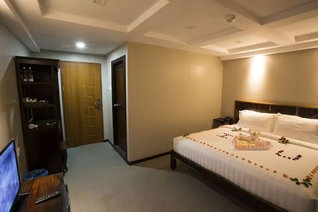 Deluxe Tek Büyük Yataklı Oda