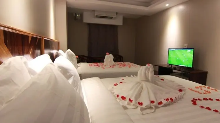Deluxe Üç Kişilik Oda
