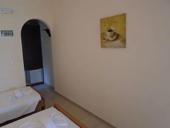 Üç Kişilik Oda, Deniz Manzaralı