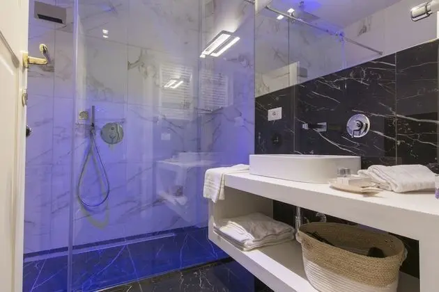 Deluxe Tek Büyük Yataklı Oda, Balkon