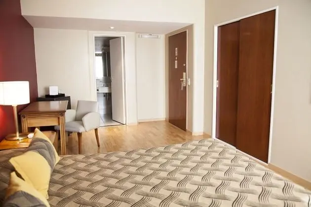 Standard Tek Büyük Yataklı Oda