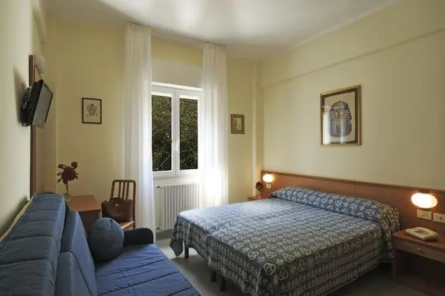 Oda, 2 Tek Kişilik Yatak