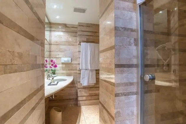 Superior Üç Kişilik Oda