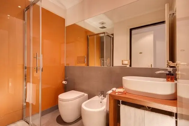 Tek Büyük veya İki Ayrı Yataklı Oda