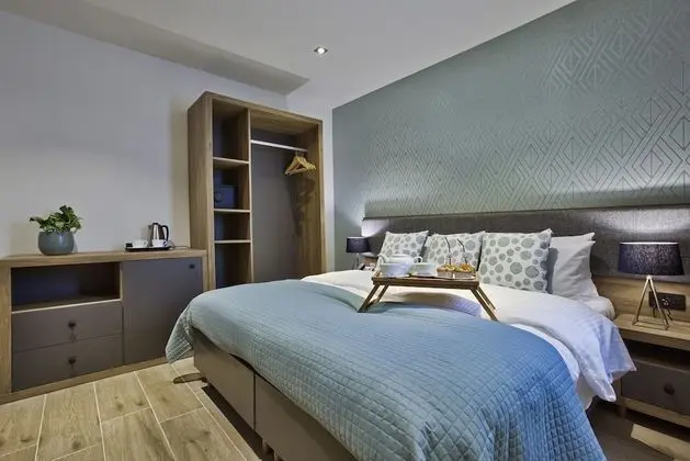 Standard Tek Büyük veya İki Ayrı Yataklı Oda