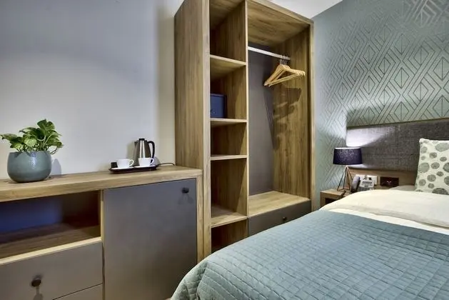 Standard Tek Büyük veya İki Ayrı Yataklı Oda