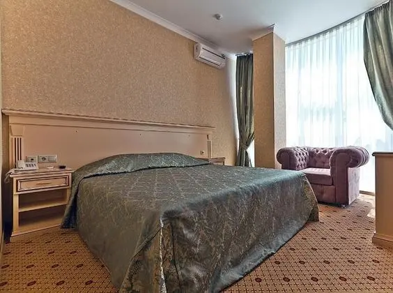 Comfort Tek Büyük veya İki Ayrı Yataklı Oda