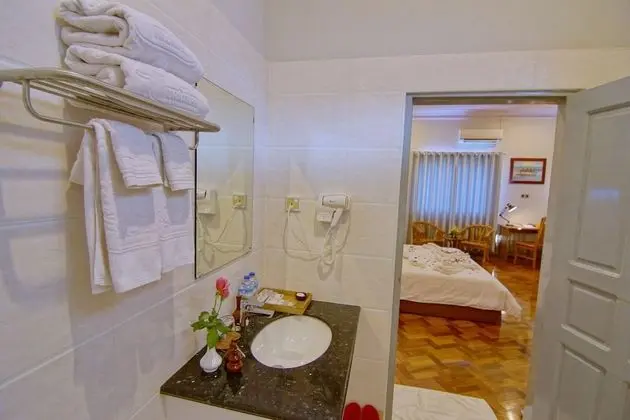 Deluxe Tek Büyük veya İki Ayrı Yataklı Oda