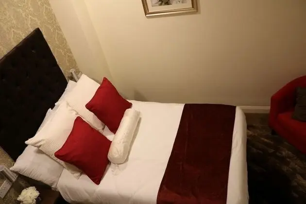 Tek Büyük Yataklı Oda