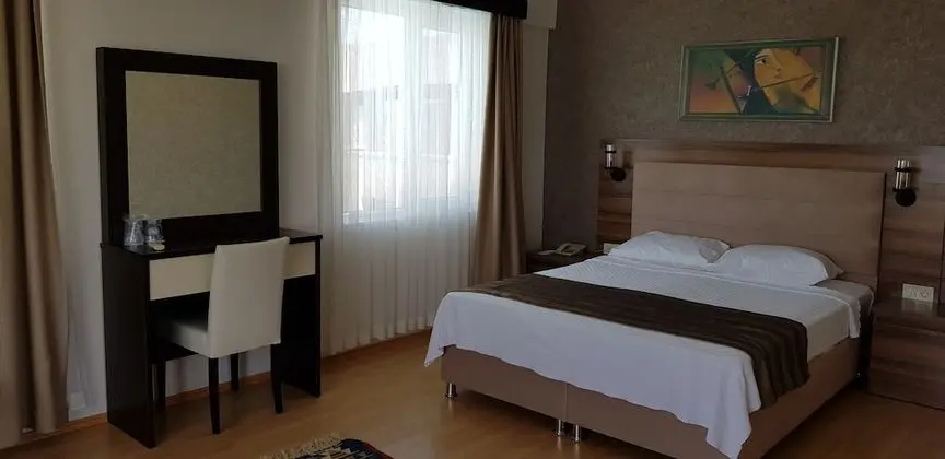 Superior Tek Büyük Yataklı Oda, 1 Çift Kişilik Yatak, Balkon, Deniz Manzaralı