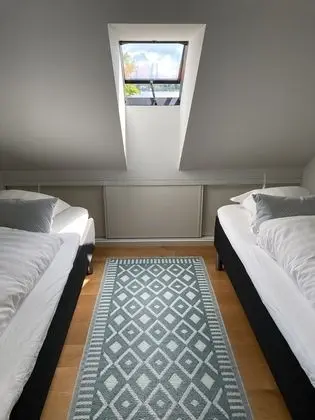 Basic Oda, 2 Tek Kişilik Yatak, Ortak Banyo, Deniz Manzaralı