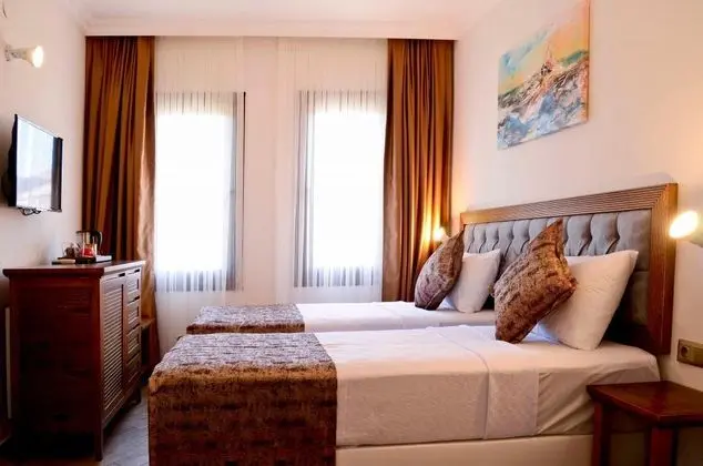 Twin, Şehir Manzaralı