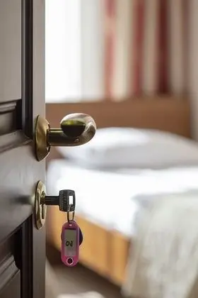 Economy Tek Büyük veya İki Ayrı Yataklı Oda