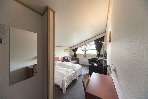 Basic Tek Büyük Yataklı Oda