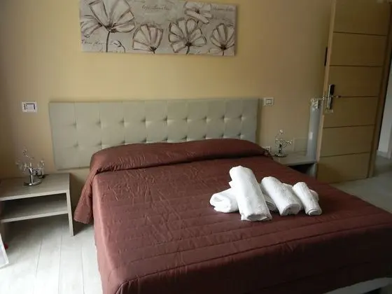 Comfort Tek Büyük veya İki Ayrı Yataklı Oda