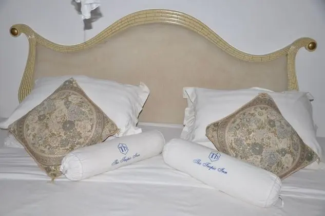 Deluxe Tek Büyük Yataklı Oda, Sigara İçilmez, Bahçe Manzaralı