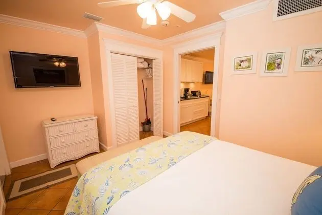 Oda (Ground Level, Pool View, 1 Bedroom)