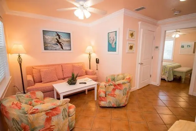 Oda (Ground Level, Pool View, 1 Bedroom)