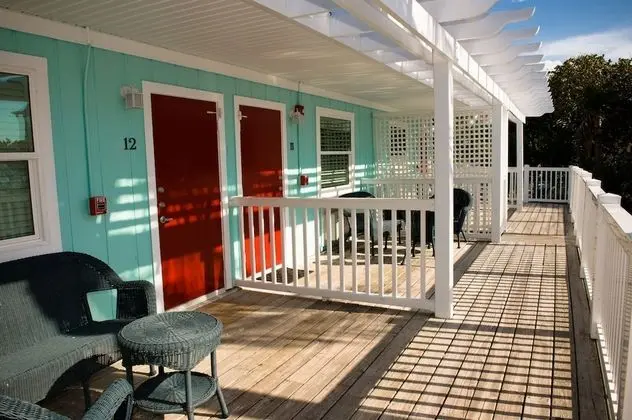 Stüdyo (Second Floor Studio)