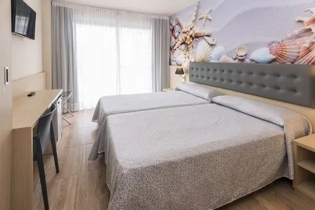 Standard Üç Kişilik Oda