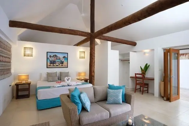 Deluxe Villa (Pool Bure)