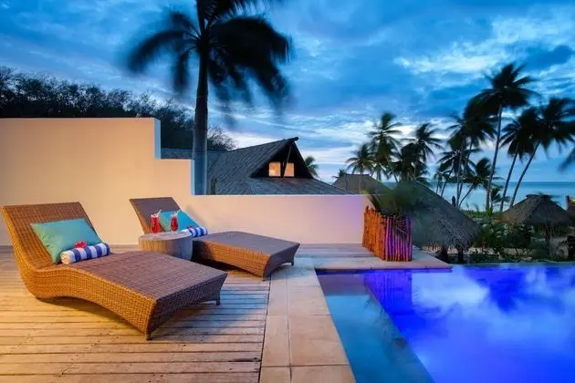 Deluxe Villa (Pool Bure)