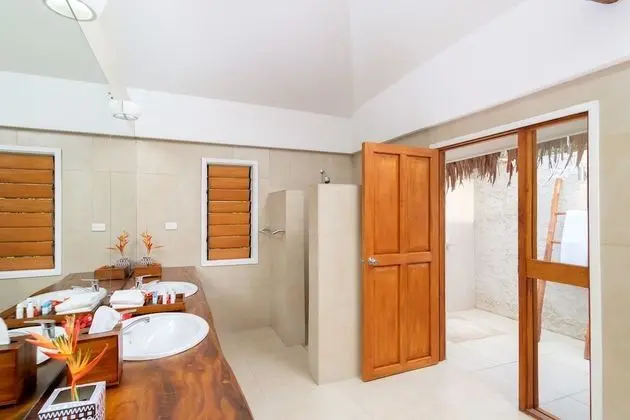 Deluxe Villa (Pool Bure)
