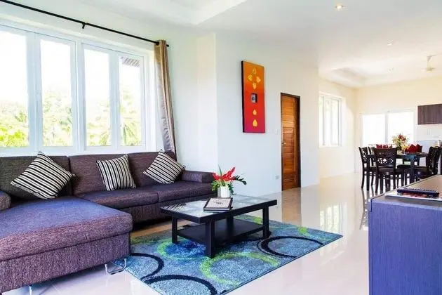 Three Bedrooms Villa with Sea View