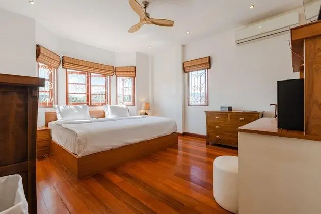 Deluxe Villa
