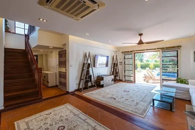 Deluxe Villa