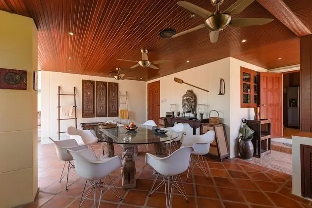 Deluxe Villa