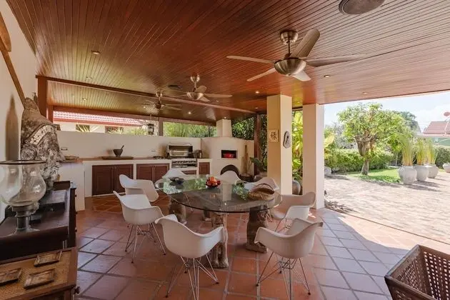 Deluxe Villa