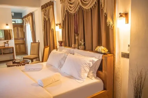 Deluxe Tek Büyük veya İki Ayrı Yataklı Oda