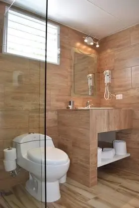Standard Tek Büyük Yataklı Oda, 1 En Büyük (King) Boy Yatak, Havuz Manzaralı