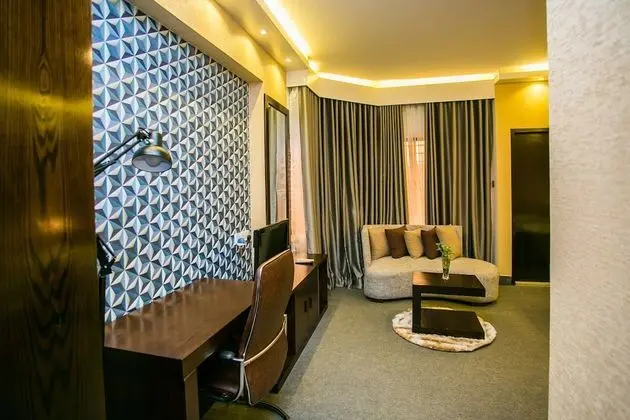 Deluxe İki Ayrı Yataklı Oda, Balkon, Göl Manzaralı